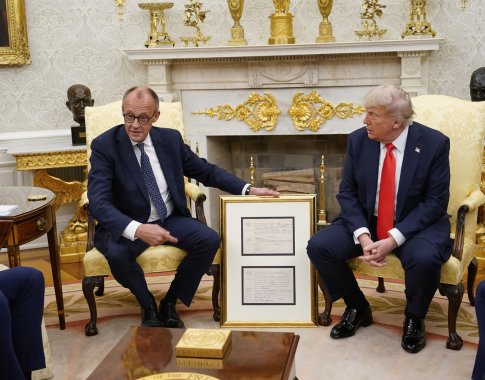 F. Merzas nepuoselėja iliuzijų dėl taikos: karas Ukrainoje gali trukti dar ilgai