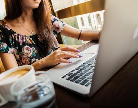 Ruduo darbo rinkoje: pradėti ar pristabdyti paieškas?