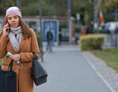 Dirbtinio intelekto balsu prabylantys sukčiai: kaip atskirti, ar telefonu kalbatės su tikru žmogumi?