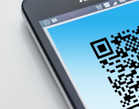 Netikri QR kodai: suaktyvėjo sukčiavimas viešose vietose