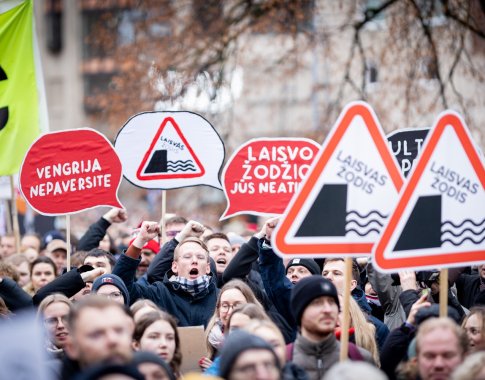 Žurnalistai kritikuoja naujas LRT įstatymo pataisas: tai tas pats „Nemuno aušros“ projektas