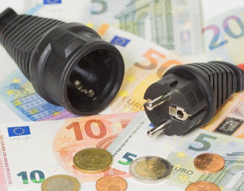 Elektra, kurią valdo žmonės: kaip šiandien atrodo darbas gamykloje