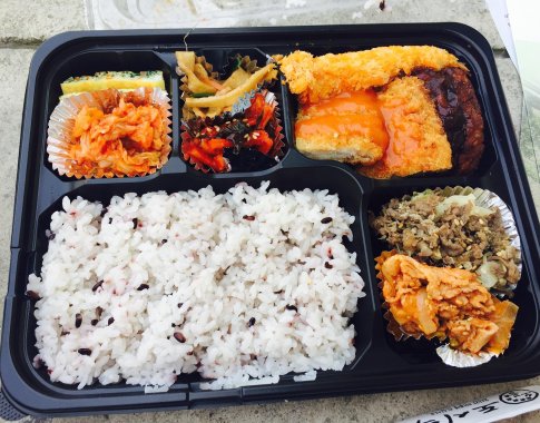 Ką dėti į pietų dėžutę? Sotūs ir nebrangūs baltymingi patiekalai