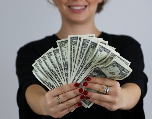 JAV dolerio silpnėjimas: kokie Baltijos šalių verslai turi išlaikyti budrumą?