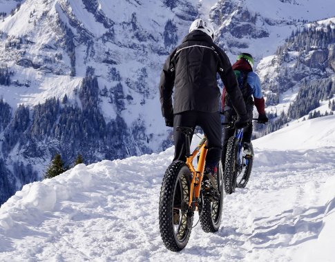 Dviračiu šalčiausią pasaulio vietą bandęs pasiekti lenkas rastas negyvas