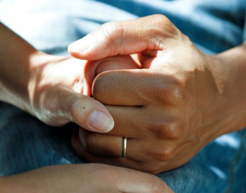 „O kas, jei išgirsiu vėžio diagnozę?“: psichoterapeutė paaiškino, kaip baimė atima laiką