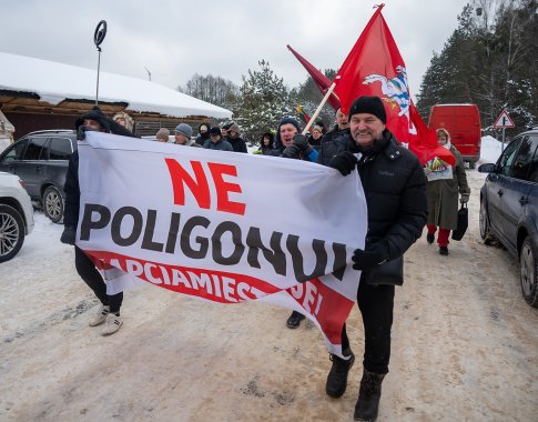 „Facebook“ užblokavo melagienas apie Kapčiamiesčio poligoną skleidusią grupę