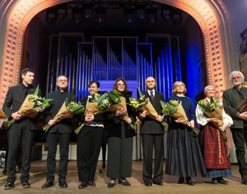 Įteiktos Nacionalinės kultūros ir meno, Jono Basanavičiaus premijos