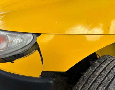 Kuo rizikuojate apgadinę automobilį palikę tik raštelį?