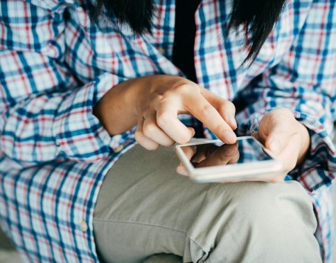 Žvalgyba: socialiniuose tinkluose už pinigus siūloma platinti nesantaiką kurstančius užrašus