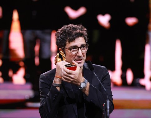 Politinė drama „Geltonos raidės“ Berlyne laimėjo „Auksinį lokį“