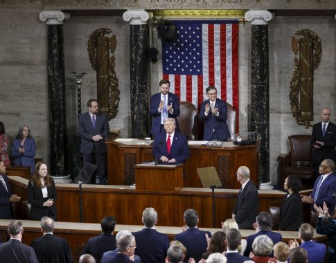 Trumpas keičia nuomonę: JAV nereikia sąjungininkų pagalbos Irane