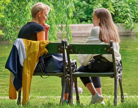 Be baimės ir gėdos: pirmasis vizitas pas ginekologą ir ką svarbu žinoti tėvams