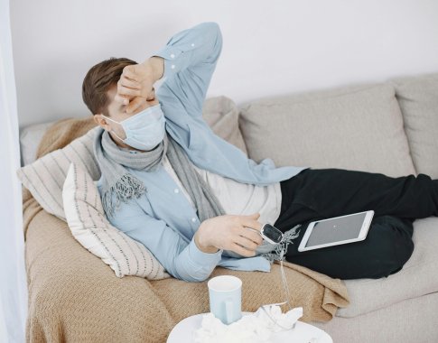 Vaistininkė atskleidė, kokių patarimų žmonės prisiskaito internete: kai kurie gali rimtai pakenkti