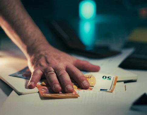 Pavojingas metas: sukčiai taikosi į pensijų išmokas ir deklaruojančius pajamas