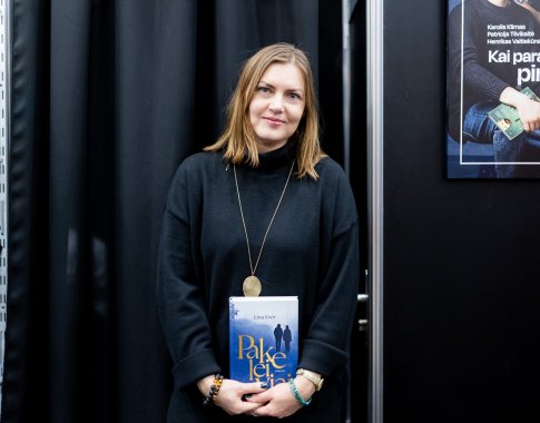 Lina Ever: „Džiaugiuosi, kai knyga pakelia nuo sofos“