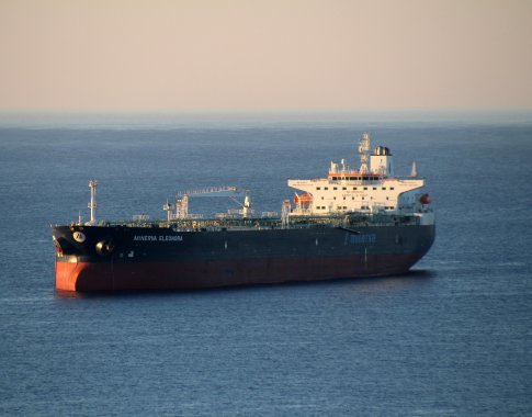 Žlugus taikos deryboms, JAV pradeda Irano uostų blokadą