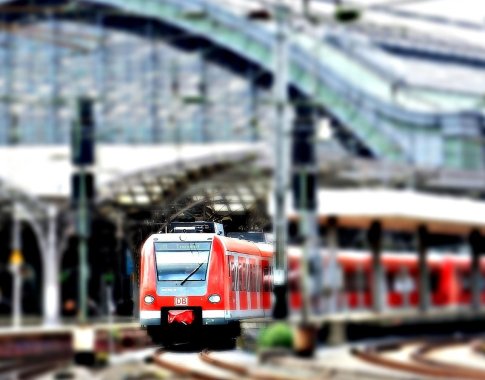 Valstybinėms susisiekimo įmonėms pavesta ruoštis krizei: didžiausias spaudimas – kelių sektoriuje