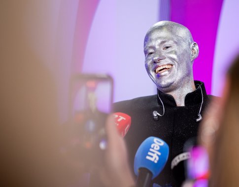 Lietuvos atstovas Lion Ceccah pateko į „Eurovizijos“ dainų konkurso finalą