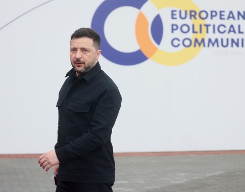 Zelenskis: Rusija praranda iniciatyvą mūšio lauke