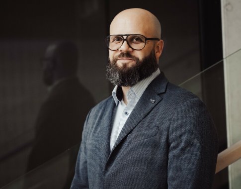 Sociologas Dainius Genys. Autoritarizmo žavesys ar demokratijos saulėlydis?