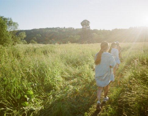 Joninių naktis gamtoje: 3 taisyklės, kurios padės išvengti nemalonumų