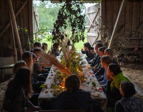 Festivalyje „Pasakiškos erdvės“ – meno, gamtos ir mitologijos sintezė