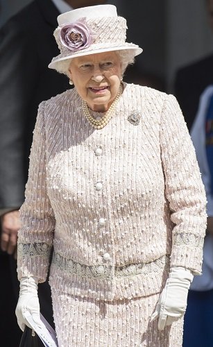 Karalienė Elžbieta II - ilgiausiai soste sėdinti britų monarchė