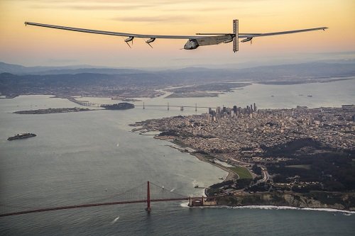 „Solar Impulse" sėkmingai perskrido Ramųjį vandenyną