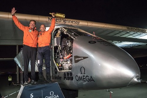 „Solar Impulse" sėkmingai perskrido Ramųjį vandenyną