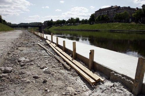 Neries krantinių rekonstrukcija