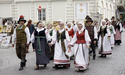 Sostinėje - folkloro festivalis „Skamba skamba kankliai"