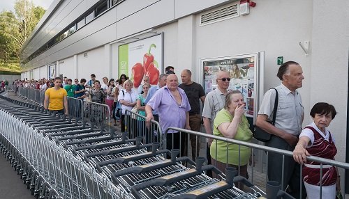 „Lidl" atidarė naujo dizaino parduotuves