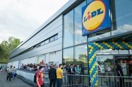 „Lidl" atidarė naujo dizaino parduotuves