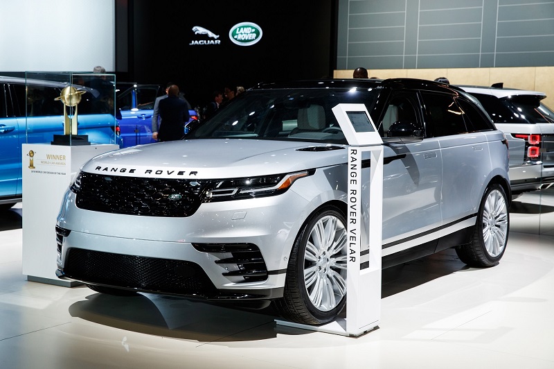 „Range Rover Velar“ - gražiausias automobilis