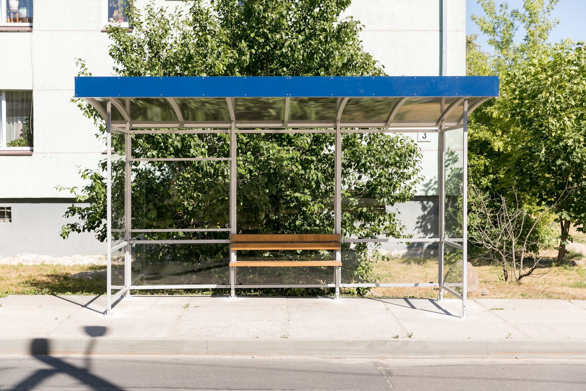 Vilniaus viešojo transporto stotelėse – nauji paviljonai
