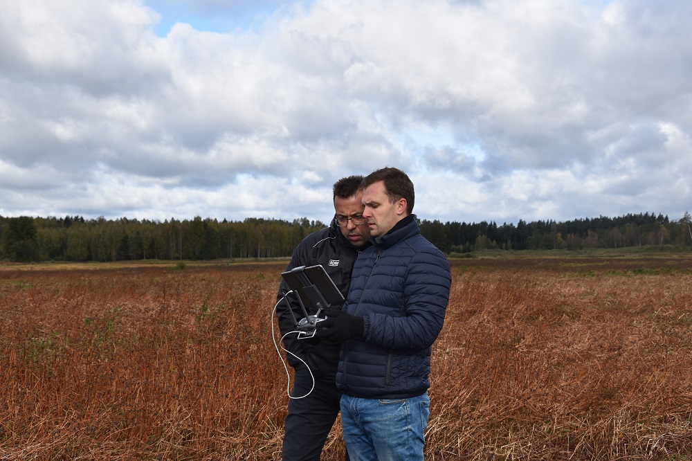 Nuo šiol ekologinius laukus padės stebėti dronai