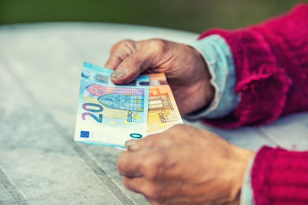 Šiandienos aktualijos: baltoji ekonomikos juosta, pensijų pristatymas ir kiaulės-taupyklės aktualumas Šiandienos aktualijos: baltoji ekonomikos juosta, pensijų pristatymas ir kiaulės-taupyklės aktualumas
