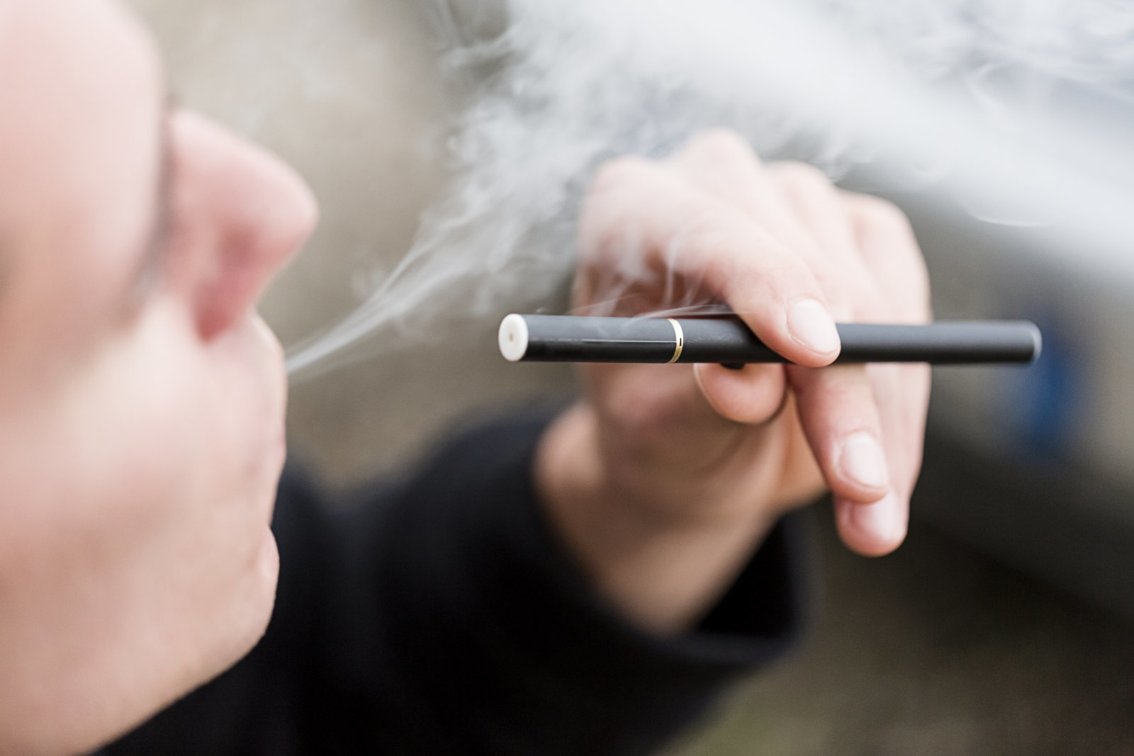 San Fransiskas taps pirmuoju JAV miestu, kuriame bus uždrausta pardavinėti elektronines cigaretes