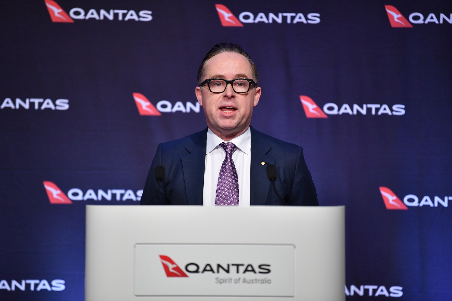 Australijos oro linijos išbandys 19 val. trukmės skrydžius iš Sidnėjaus į Niujorką ir Londoną Australijos oro linijos išbandys 19 val. trukmės skrydžius iš Sidnėjaus į Niujorką ir Londoną