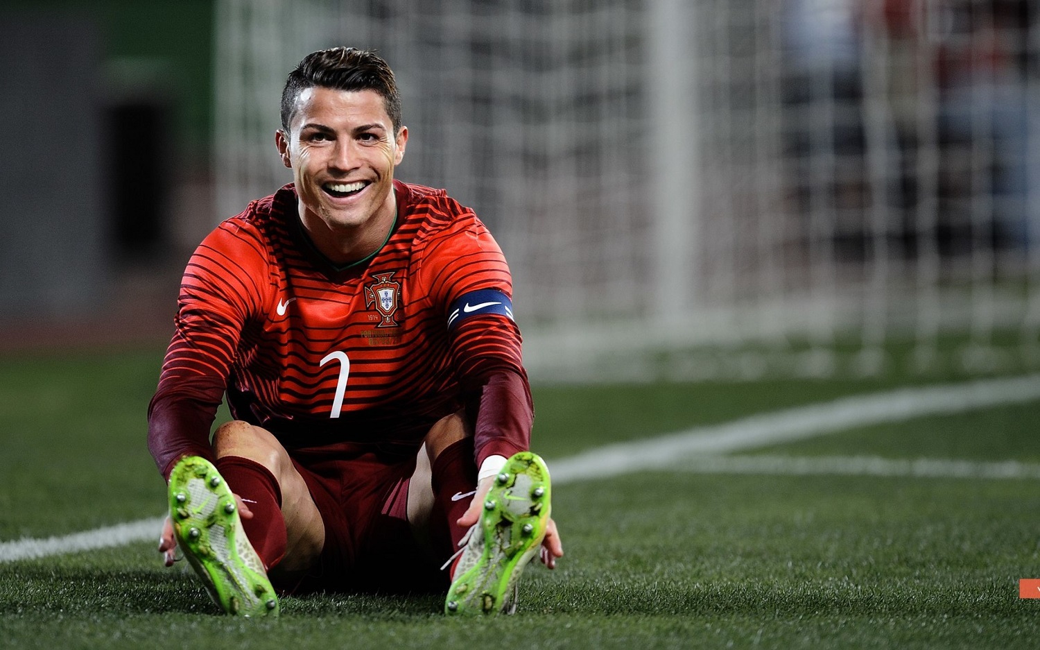 Lietuvos futbolo sirgaliai rugsėjį išvys pasaulinę žvaigždę: į Vilnių atvyks C.Ronaldo Lietuvos futbolo sirgaliai rugsėjį išvys pasaulinę žvaigždę: į Vilnių atvyks C.Ronaldo