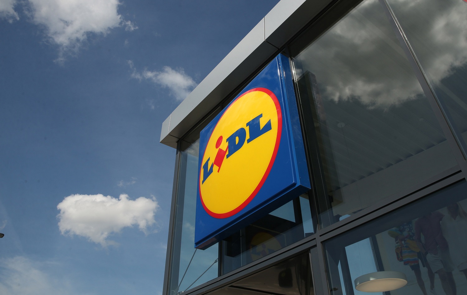 Rudenį teks apsipirkinėti greičiau: dalis „Lidl“ parduotuvių dirbs trumpiau