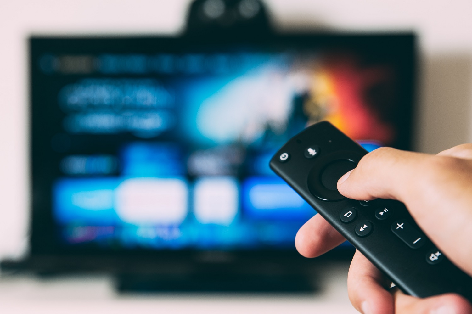 Televizijos kanalų daug, bet žiūrėti nėra ką? Televizijos kanalų daug, bet žiūrėti nėra ką?