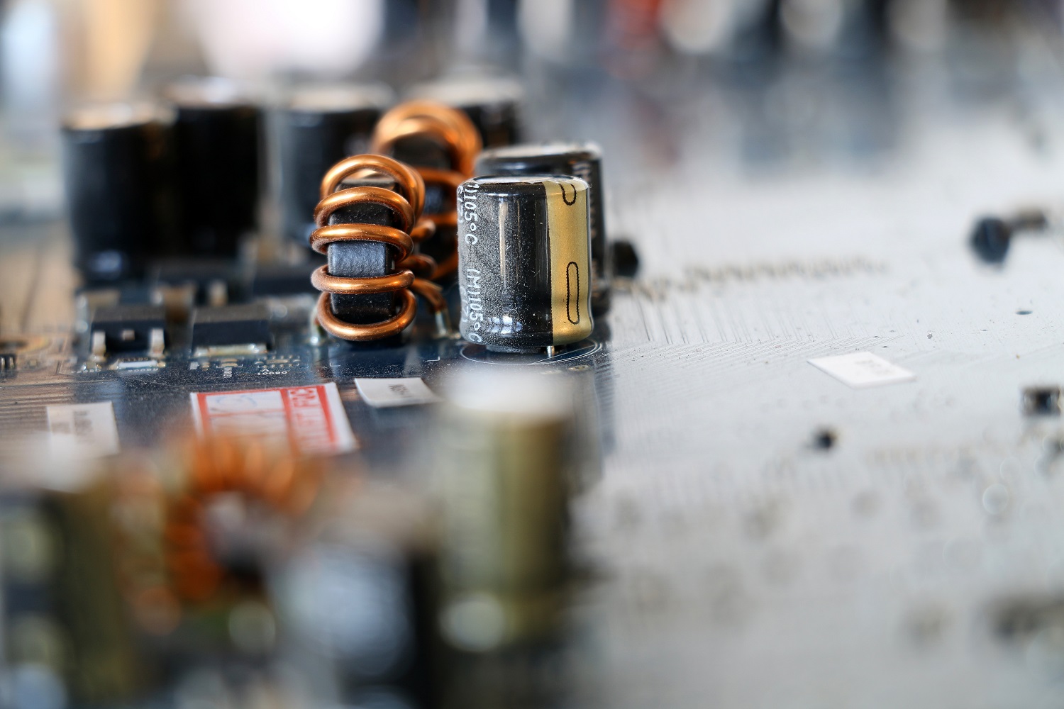 Augantis elektronikos atliekų kiekis – visų rūpestis