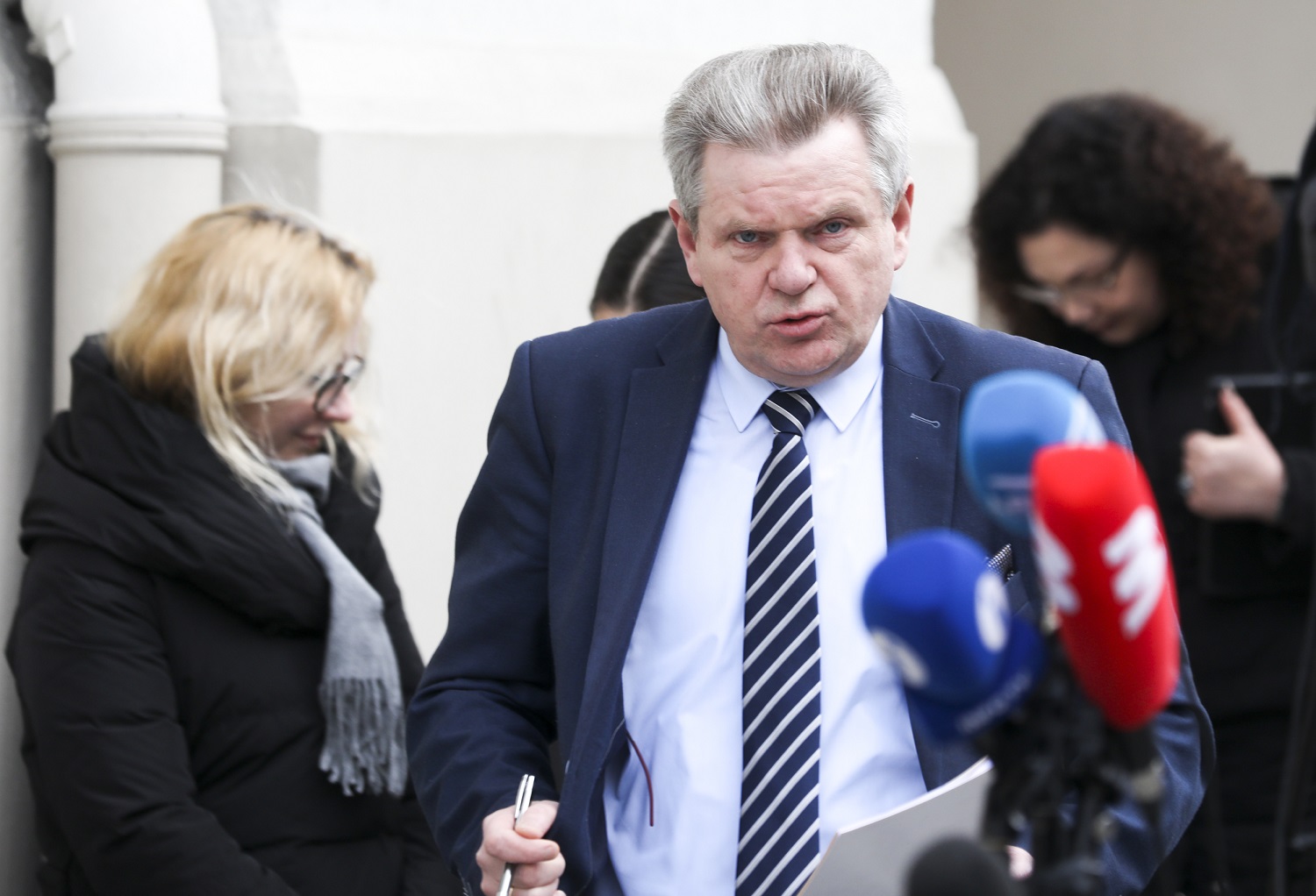 Politologas: premjero gynybinė taktika dėl J. Narkevičiaus yra valdančiosios daugumos bruožas