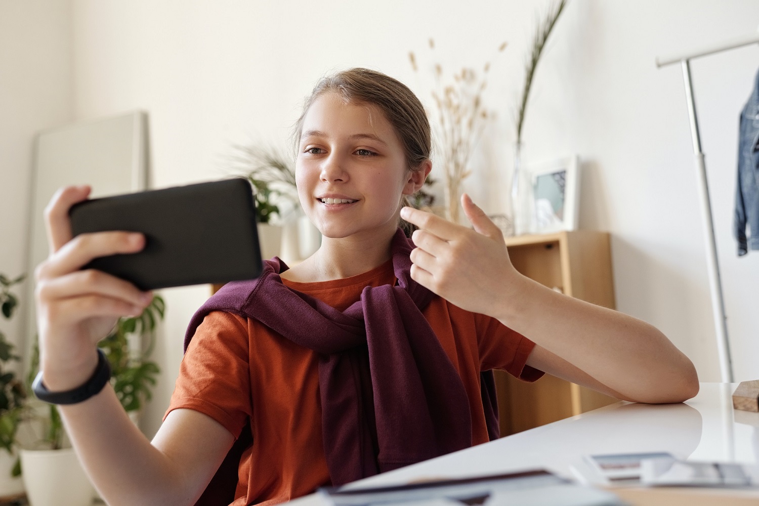 Išmaniųjų naudojimas turint negalią: kaip telefoną lengvai paruošti kurtiesiems ar neregiams?