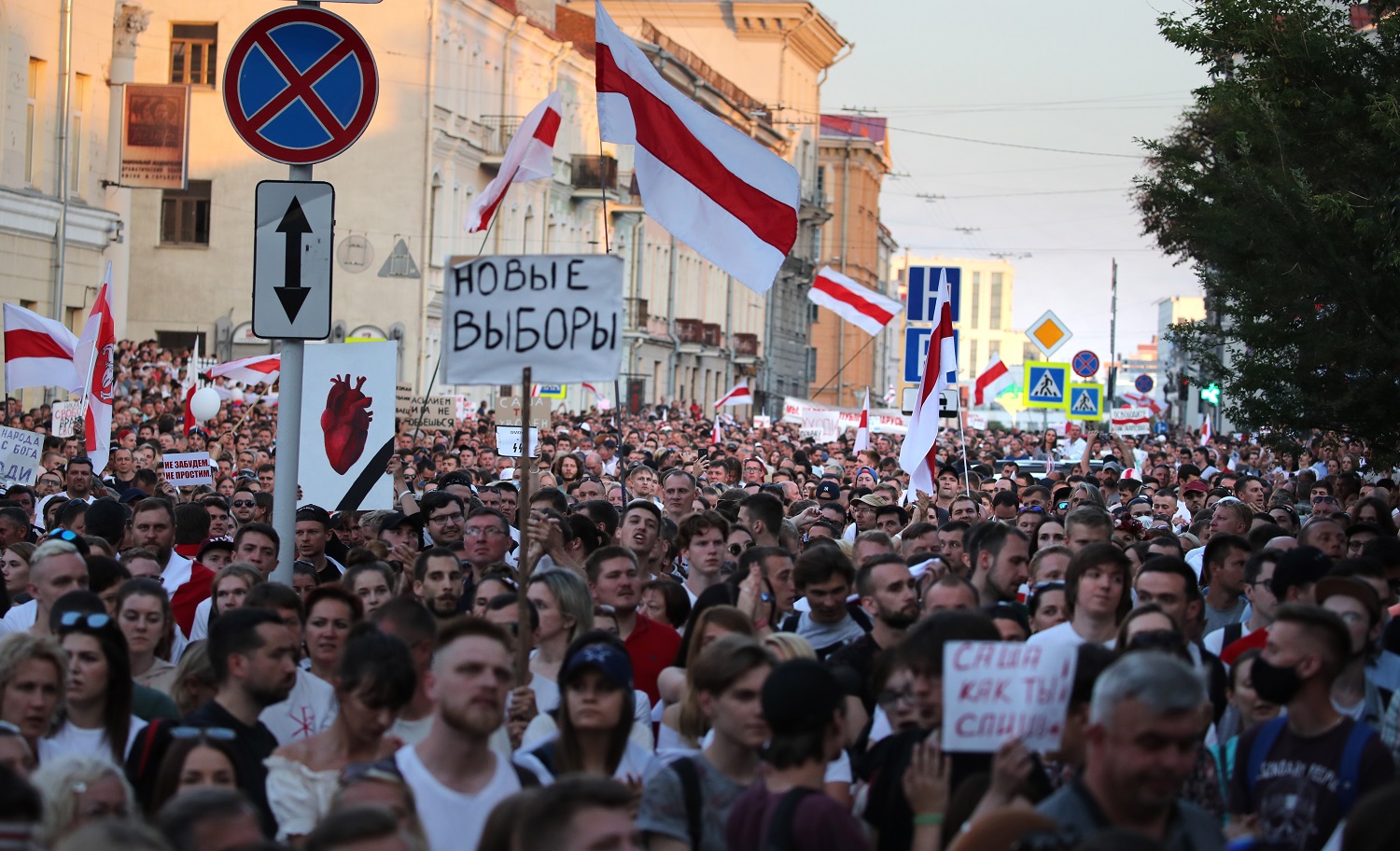 Baltarusijoje devintą vakarą iš eilės vyko protestai prieš A. Lukašenką