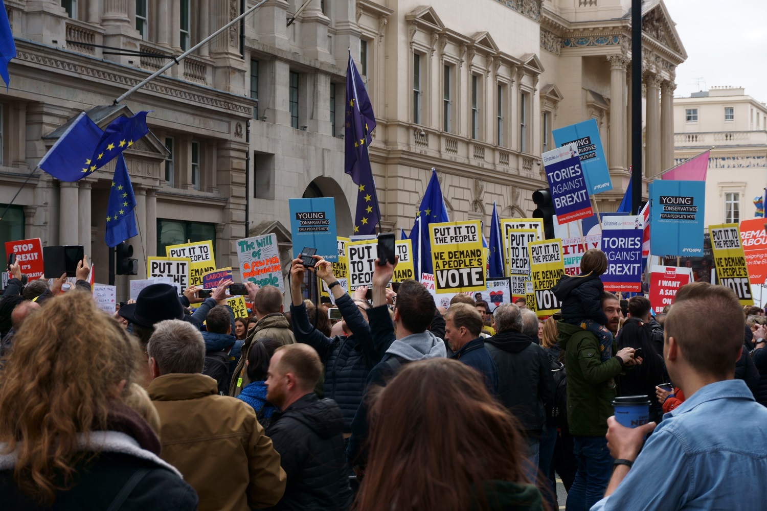 Pasibaigus „Brexito“ pereinamajam laikotarpiui, britų tarnybos prognozuoja chaosą pasienyje