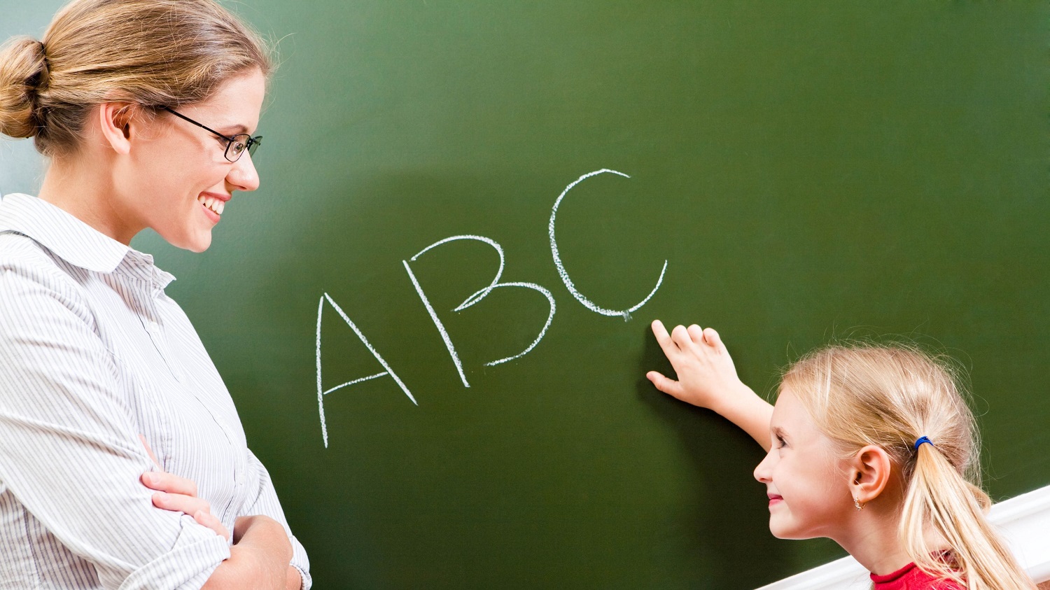 Kaune trūksta mokytojų: ieškoma daugiau nei 100 pedagogų Kaune trūksta mokytojų: ieškoma daugiau nei 100 pedagogų