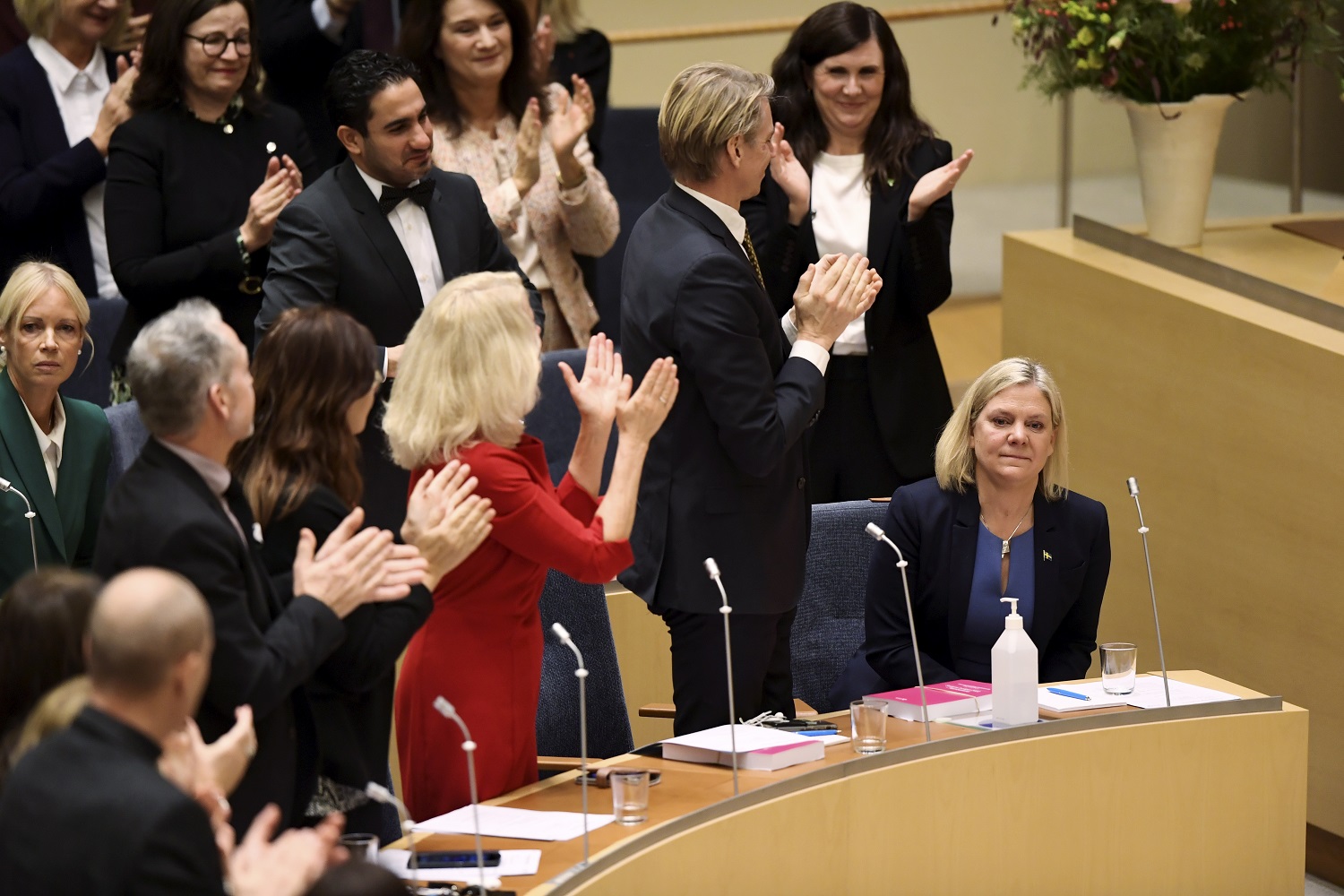 Švedijos premjerė atsistatydino po kelių valandų nuo paskyrimo į šias pareigas